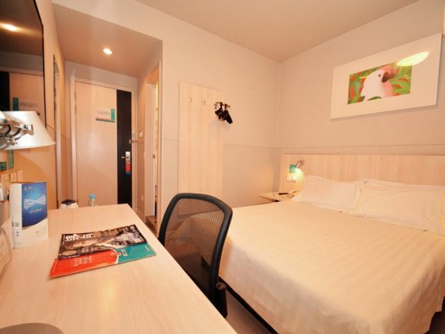 Jinjiang Inn Xuchang Hubin Road Екстер'єр фото