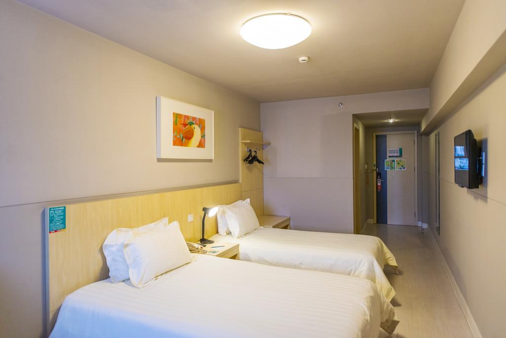 Jinjiang Inn Xuchang Hubin Road Екстер'єр фото